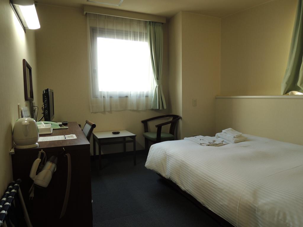 Hotel Green City Сендай Екстер'єр фото